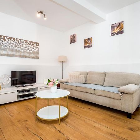 Nautica Free Parking Apartment Sibenik Ngoại thất bức ảnh